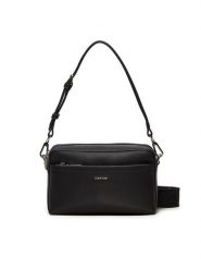 Calvin Klein Torebka C Must Convertible K60K612901 Czarny. Czarne torebki klasyczne damskie CALVIN KLEIN, bez wzorów, ze skóry, bez dodatków. Za 309.99 zł.