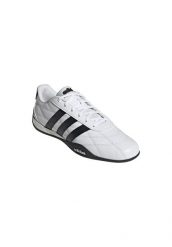 Buty sportowe Adidas Adipista HQ9160. Białe buty sportowe na co dzień męskie Adidas, z gumy, bez zapięcia, trekkingowe. Za 299.00 zł.