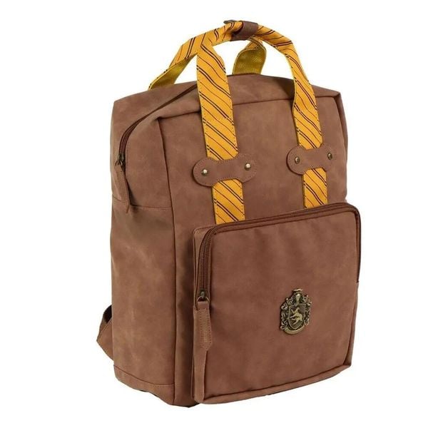 Zwykły plecak Cerda Harry Potter Hufflepuff. Brązowe plecaki damskie PRO BRANDS, bez wzorów. Za 361.50 zł.