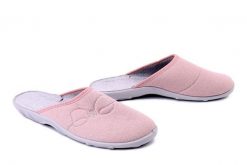 BEFADO 235D 215 różowy, kapcie damskie. Czerwone kapcie damskie Befado. Za 64.99 zł.