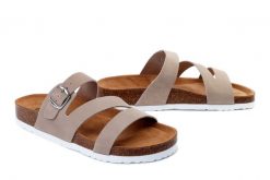 DR. BRINKMANN 700507-08 sand, klapki damskie. Brązowe klapki damskie Dr. Brinkmann, bez wzorów, ze skóry, bez obcasa. Za 219.90 zł.