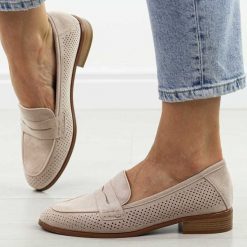 Beżowe zamszowe mokasyny damskie Potocki 12585. Brązowe mokasyny damskie POTOCKI, z jeansu. Za 179.00 zł.