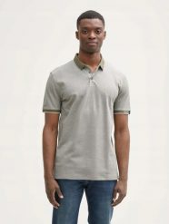 T-SHIRT KOSZULKA POLO MĘSKA Z LOGO NA RĘKAWIE TOM TAILOR. Zielone koszulki polo męskie Tom Tailor, m, z bawełny, bez ramiączek, na fitness i siłownię. Za 159.73 zł.