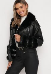 Czarna Ocieplona Kurtka Biker z Ozdobnym Futerkiem i Klamrami Worellia. Czarne kurtki damskie Born2be, l, bez wzorów, bez kaptura. Za 259.99 zł.