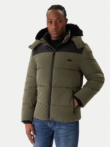 Guess Kurtka zimowa M5BL2A W2202 Zielony Regular Fit. Zielone kurtki męskie Guess, na zimę, l, z aplikacjami, z syntetyku, bez kaptura. Za 579.00 zł.