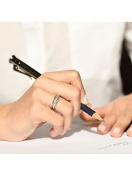 CARATELLI Złoty pierścionek "Malia" z diamentami rozmiar: 54. Szare pierścionki damskie CARATELLI, z diamentem, złote. Za 1,504.79 zł.