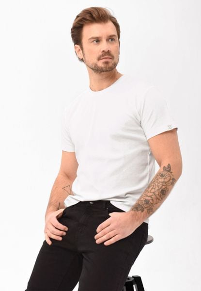 Gładki t-shirt, Comfort Fit, T-BAS. Białe t-shirty męskie Volcano, l, bez wzorów, z bawełny, bez kołnierzyka. Za 69.99 zł.