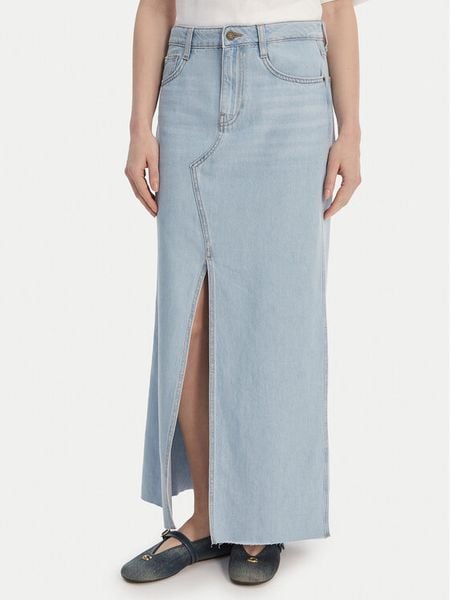 Guess Jeans Spódnica jeansowa W6GD52 D7902 Niebieski Regular Fit. Niebieskie spódniczki damskie Guess Jeans, z aplikacjami, z bawełny. Za 227.99 zł.