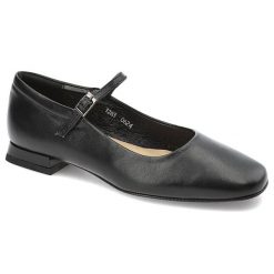 Czarne Półbuty Armodo Stylowe Obuwie Damskie. Czarne półbuty damskie Armodo, bez wzorów, ze skóry, biznesowe, bez obcasa, na obcasie. Za 259.00 zł.