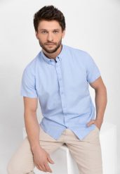 Niebieska koszula męska z krótkim rękawem, Slim Fit, C-TOCANTO. Niebieskie koszule męskie Volcano, l, bez wzorów, z bawełny, bez kołnierzyka, bez ramiączek. Za 129.99 zł.