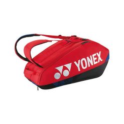 Torba na rakietę do badmintona Yonex Pro 92426. Czerwone torebki klasyczne damskie YONEX, bez wzorów, z materiału, bez dodatków. Za 649.99 zł.