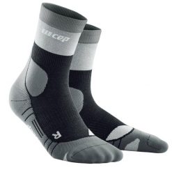 Skarpety do trekkingu damskie CEP Hiking z wełną merino kompresyjne krótkie. Szare skarpetki damskie CEP, bez wzorów, z wełny. Za 69.00 zł.