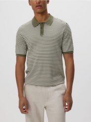 Sweter polo z wiskozą - zielony. Zielone swetry męskie Reserved, l, bez wzorów, z dzianiny, bez kołnierzyka. Za 119.99 zł.