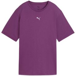 Koszulka damska PUMA ESS Relaxed Tee. Fioletowe t-shirty damskie Puma, xl, bez wzorów, z bawełny, bez kołnierzyka. Za 77.99 zł.