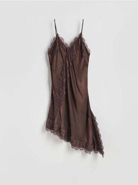 Sukienka z wiskozy - brązowy. Brązowe sukienki damskie Reserved, l, bez wzorów, z tkaniny, bez kołnierzyka, bez ramiączek, dopasowane. Za 199.99 zł.