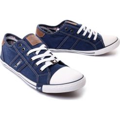 MUSTANG 4058310-841 jeans, tenisówki męskie. Niebieskie trampki i tenisówki męskie Mustang, bez wzorów, z jeansu, bez zapięcia. Za 239.90 zł.