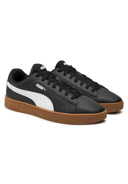 Buty sportowe Puma Rickie Classic. Białe buty sportowe na co dzień męskie Puma, z materiału, bez zapięcia, trekkingowe. Za 271.00 zł.