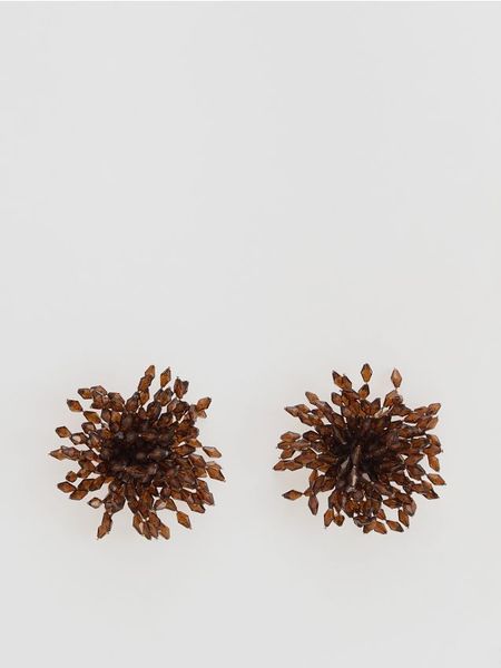 Okrągłe kolczyki z koralikami - brązowy. Brązowe kolczyki damskie Reserved. Za 69.99 zł.