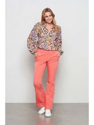 &Co Woman Spodnie "Penelope" w kolorze łososiowym rozmiar: M. Pomarańczowe spodnie materiałowe damskie &Co Woman, bez wzorów, z materiału, z podwyższonym stanem. Za 152.26 zł.