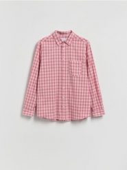 Koszula comfort fit w kratę - brudny róż. Czerwone koszule męskie Reserved, l, bez wzorów, z bawełny, bez kołnierzyka, bez ramiączek. Za 119.99 zł.