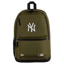 Plecak sportowo-turystyczny dla dorosłych MLB New York Yankees. Zielone plecaki damskie New Era, bez wzorów, z materiału, sportowe. Za 169.99 zł.