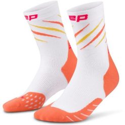 Skarpetki męskie sportowe Skarpetki kompresyjne do biegania Claws CEP. Białe skarpetki męskie CEP, bez wzorów, z materiału. Za 74.00 zł.