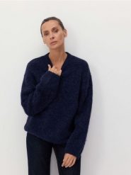 Sweter z wełną z alpaki - granatowy. Niebieskie swetry klasyczne damskie Reserved, l, z dzianiny, bez kołnierzyka. W wyprzedaży za 239.99 zł.