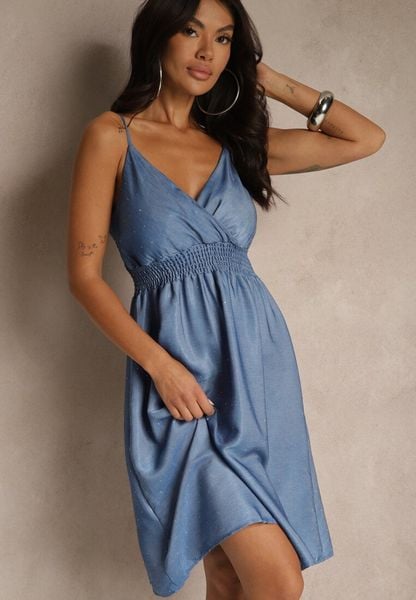 Niebieska Kopertowa Sukienka z Wiskozy o Rozkloszowanym Fasonie Lirilise. Niebieskie sukienki damskie Renee, na co dzień, m, bez wzorów, z wiskozy, eleganckie, bez kołnierzyka, bez ramiączek, mini, kopertowe. Za 69.99 zł.