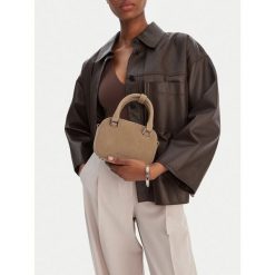 Torebka GINO ROSSI. Brązowe torebki klasyczne damskie Gino Rossi, bez wzorów, bez dodatków. Za 279.99 zł.