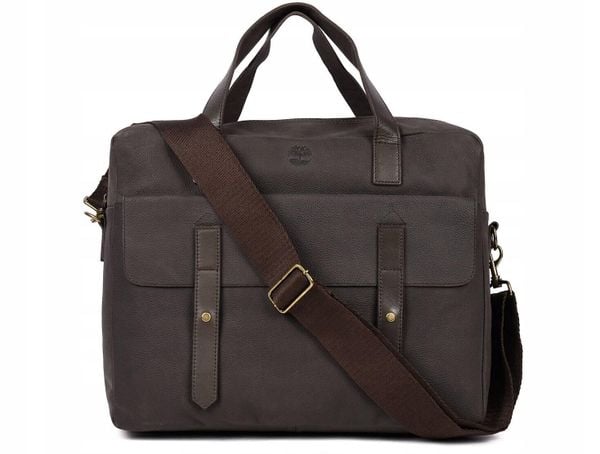 Miejska skórzana torba podróżna na ramię Timberland Briefcase. Brązowe torebki klasyczne damskie Timberland, bez wzorów, z materiału, bez dodatków. Za 379.00 zł.