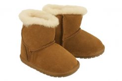 EMU AUSTRALIA B10737 TODDLE chestnut, kozaczki botki dziecięce, rozmiary 20-23. Brązowe botki dziewczęce Emu Australia, bez wzorów, ze skóry, bez ramiączek. Za 269.90 zł.