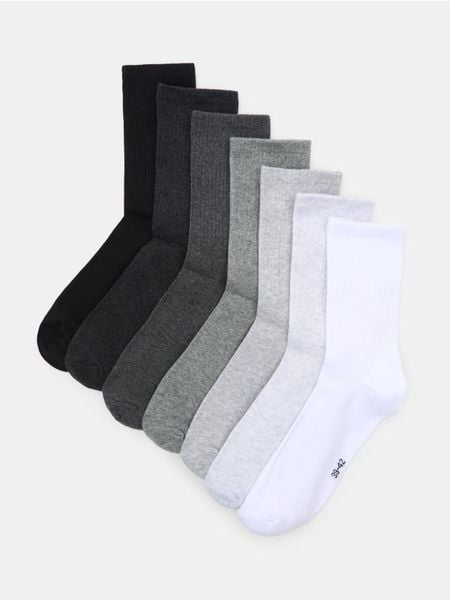 Długie skarpetki OEKO-TEX 7 pack - wielobarwny. Skarpetki męskie Sinsay, bez wzorów. Za 22.99 zł.