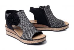 RIEKER 63791-01 black, sandały damskie. Czarne sandały damskie Rieker, bez wzorów, bez obcasa, na koturnie. Za 359.90 zł.