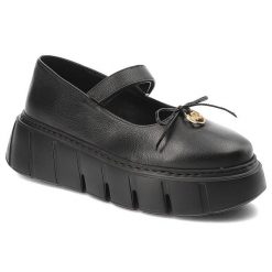 Czarne Półbuty Karino Eleganckie Obuwie Damskie. Czarne półbuty damskie Karino, bez wzorów, z jeansu, eleganckie, bez obcasa. Za 469.00 zł.