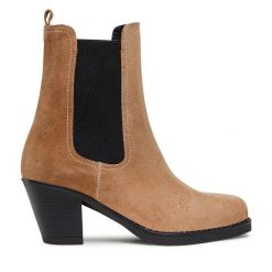 Botki Simple. Brązowe botki damskie Simple, bez obcasa, na słupku, bez zapięcia. Za 479.99 zł.