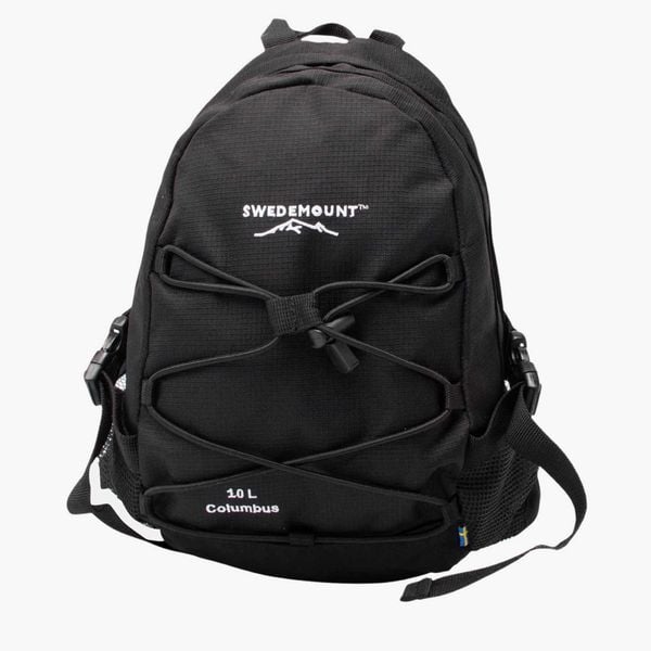 Plecak turystyka unisex Swedemount Columbus 10L. Czarne plecaki damskie SWEDEMOUNT, bez wzorów. Za 129.99 zł.