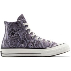 Buty sportowe Converse Chuck 70. Fioletowe buty sportowe na co dzień damskie Converse, bez wzorów, z syntetyku. Za 690.00 zł.