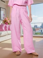 Spodnie wide leg z modalem - różowy. Czerwone spodnie materiałowe damskie Sinsay, bez wzorów. W wyprzedaży za 29.99 zł.