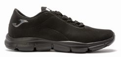 Buty sportowe damskie Joma Neftis Lady. Czarne buty sportowe na co dzień damskie Joma, bez wzorów, z gumy. Za 136.99 zł.