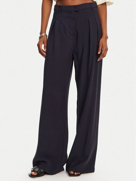 Patrizia Pepe Spodnie materiałowe 2P1670/A573-C789 Granatowy Regular Fit. Niebieskie spodnie materiałowe damskie Patrizia Pepe, bez wzorów, z materiału. Za 669.99 zł.