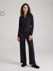 Koszulka rozpinana z długim rękawem - czarny. Czarne t-shirty damskie Sinsay, l, bez wzorów, bez kołnierzyka. Za 35.99 zł.