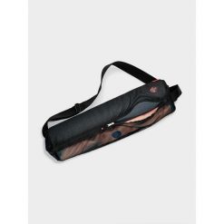 Torba na matę do jogi Manduka Breathe Easy Yoga Bag. Czarne torebki klasyczne damskie MANDUKA, bez wzorów, bez dodatków. Za 159.99 zł.