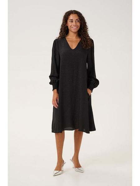 Kaffe Sukienka "Lui" w kolorze czarnym rozmiar: M. Czarne sukienki damskie Kaffe, m, bez wzorów, z wiskozy, bez kołnierzyka, bez ramiączek, midi. Za 145.26 zł.