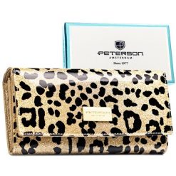 Złoty, duży portfel damski ze skóry ekologicznej i naturalnej w cętki, zamykany zatrzaskiem - Peterson. Żółte portfele damskie Peterson, bez wzorów, ze skóry ekologicznej. Za 139.99 zł.