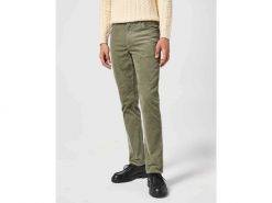 WRANGLER MĘSKIE SPODNIE SZTRUKSOWE TEXAS SLIM DUSTY OLIVE 112358038. Zielone spodnie materiałowe męskie Wrangler, bez wzorów, ze sztruksu. Za 209.99 zł.