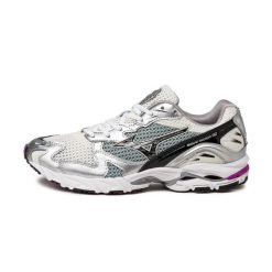 Buty Mizuno Wave Rider 10. Białe obuwie do biegania damskie Mizuno, mizuno wave. Za 569.99 zł.