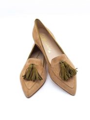 Belle Amie Skórzane baleriny w kolorze jasnobrązowo-oliwkowym rozmiar: 43. Brązowe baleriny damskie Belle Amie, bez wzorów, ze skóry, bez obcasa. Za 248.58 zł.