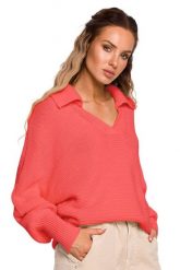 Luźny sweter z dekoltem V i kołnierzykiem brzoskwiniowy. Pomarańczowe swetry klasyczne damskie MOE, m, z jeansu, bez kołnierzyka. Za 259.00 zł.
