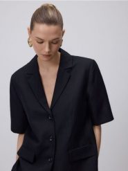 Marynarka z lnem - czarny. Czarne marynarki i żakiety damskie Reserved, l, bez wzorów, z wiskozy. Za 179.99 zł.