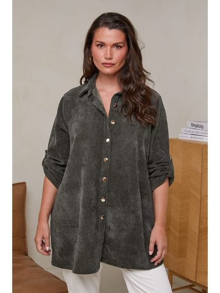 Curvy Lady Bluzka w kolorze khaki rozmiar: 40/42. Brązowe bluzki damskie Curvy Lady, bez wzorów, klasyczne, bez kołnierzyka, bez ramiączek. Za 157.95 zł.